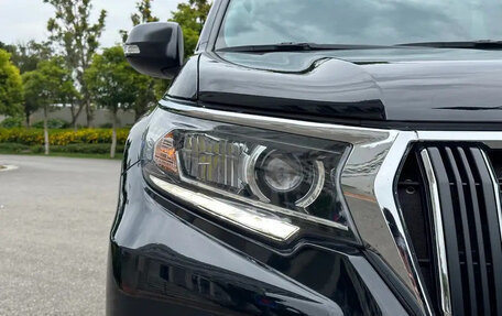 Toyota Land Cruiser Prado 150 рестайлинг 2, 2024 год, 6 150 333 рублей, 4 фотография