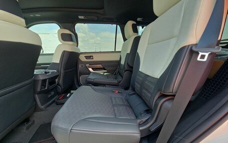 Toyota Sequoia, 2025 год, 13 900 000 рублей, 11 фотография
