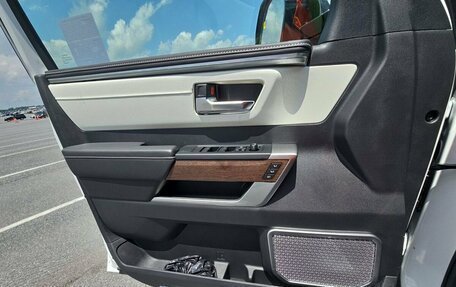 Toyota Sequoia, 2025 год, 13 900 000 рублей, 15 фотография
