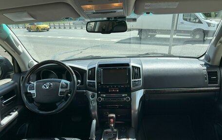 Toyota Land Cruiser 200, 2012 год, 3 650 000 рублей, 9 фотография