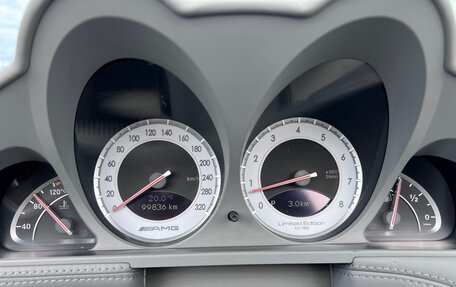 Mercedes-Benz SL-Класс, 2008 год, 3 300 000 рублей, 30 фотография