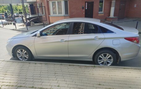 Hyundai Sonata VI, 2012 год, 1 050 000 рублей, 4 фотография