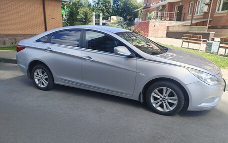 Hyundai Sonata VI, 2012 год, 1 050 000 рублей, 9 фотография