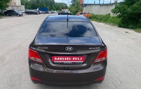 Hyundai Solaris II рестайлинг, 2015 год, 890 000 рублей, 5 фотография