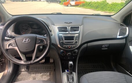 Hyundai Solaris II рестайлинг, 2015 год, 890 000 рублей, 8 фотография