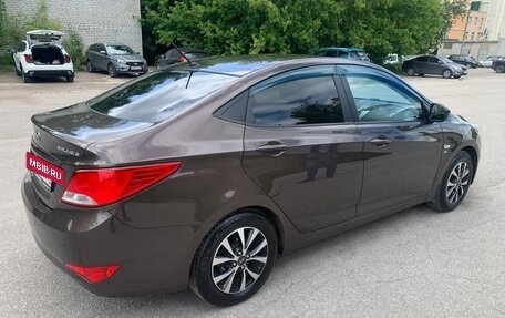 Hyundai Solaris II рестайлинг, 2015 год, 890 000 рублей, 4 фотография