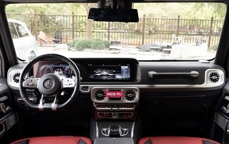 Mercedes-Benz G-Класс W463 рестайлинг _iii, 2022 год, 10 990 000 рублей, 10 фотография