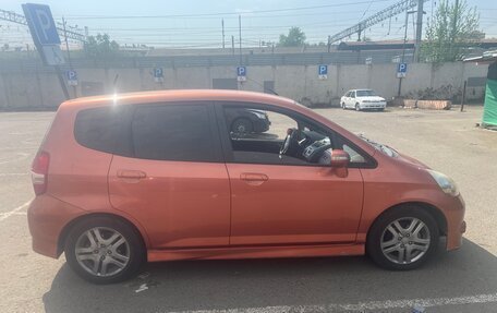 Honda Jazz I рестайлинг, 2007 год, 750 000 рублей, 3 фотография
