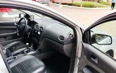 Ford Focus II рестайлинг, 2006 год, 420 000 рублей, 4 фотография