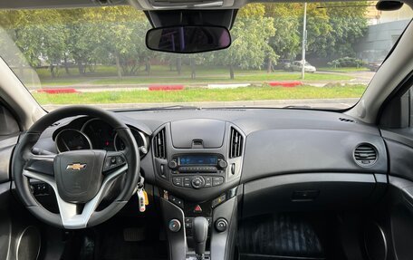 Chevrolet Cruze II, 2013 год, 725 000 рублей, 13 фотография