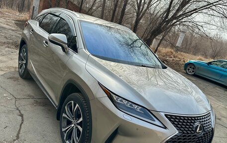 Lexus RX IV рестайлинг, 2021 год, 5 700 000 рублей, 3 фотография
