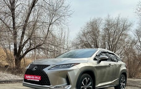 Lexus RX IV рестайлинг, 2021 год, 5 700 000 рублей, 9 фотография