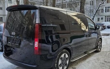 Hyundai Staria, 2021 год, 4 765 000 рублей, 2 фотография
