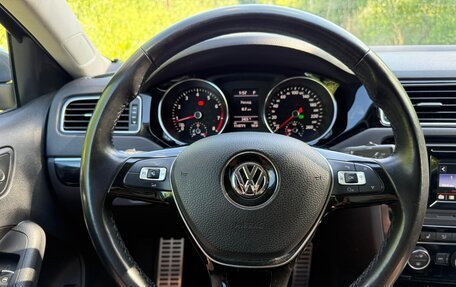 Volkswagen Jetta VI, 2016 год, 1 680 000 рублей, 11 фотография