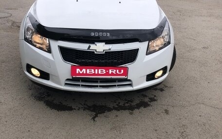 Chevrolet Cruze II, 2012 год, 785 000 рублей, 2 фотография