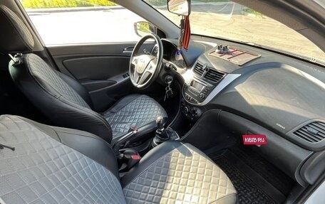 Hyundai Solaris II рестайлинг, 2014 год, 835 000 рублей, 6 фотография