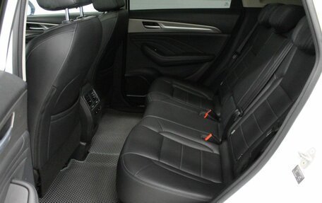 Haval F7 I, 2019 год, 1 520 000 рублей, 18 фотография
