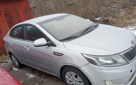 KIA Rio III рестайлинг, 2014 год, 895 000 рублей, 2 фотография