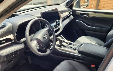 Toyota Highlander, 2025 год, 5 400 000 рублей, 7 фотография