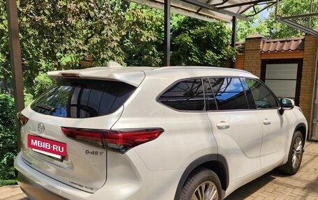 Toyota Highlander, 2025 год, 5 400 000 рублей, 4 фотография