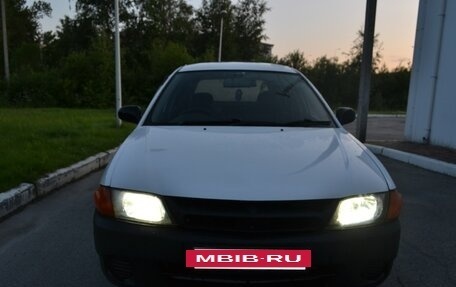 Nissan AD II, 2000 год, 295 000 рублей, 2 фотография