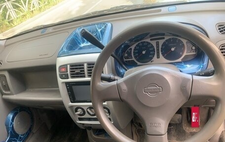Nissan Cube II, 2001 год, 105 000 рублей, 5 фотография
