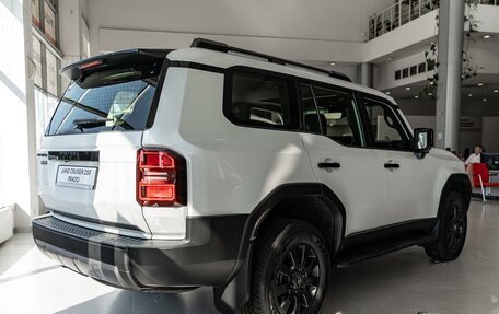 Toyota Land Cruiser Prado, 2024 год, 11 090 000 рублей, 4 фотография
