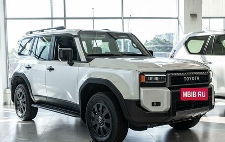 Toyota Land Cruiser Prado, 2024 год, 11 090 000 рублей, 3 фотография