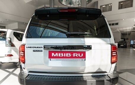 Toyota Land Cruiser Prado, 2024 год, 11 090 000 рублей, 5 фотография