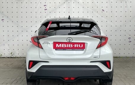 Toyota C-HR I рестайлинг, 2019 год, 2 200 000 рублей, 6 фотография