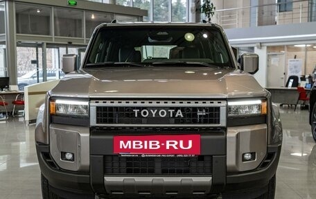 Toyota Land Cruiser Prado, 2024 год, 9 290 000 рублей, 2 фотография