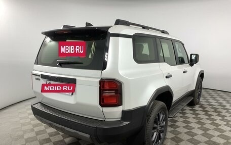 Toyota Land Cruiser Prado, 2024 год, 10 490 000 рублей, 5 фотография