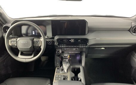 Toyota Land Cruiser Prado, 2024 год, 10 490 000 рублей, 12 фотография