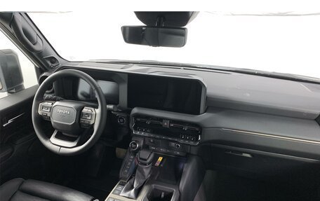 Toyota Land Cruiser Prado, 2024 год, 10 490 000 рублей, 10 фотография