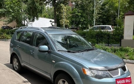 Mitsubishi Outlander III рестайлинг 3, 2007 год, 950 000 рублей, 5 фотография