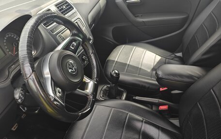 Volkswagen Polo VI (EU Market), 2018 год, 750 000 рублей, 6 фотография