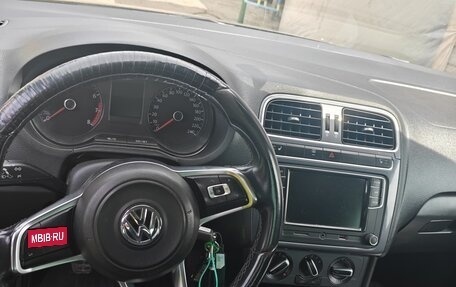 Volkswagen Polo VI (EU Market), 2018 год, 750 000 рублей, 7 фотография