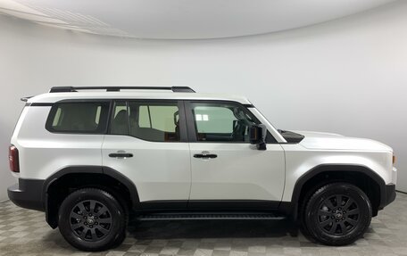 Toyota Land Cruiser Prado, 2024 год, 11 090 000 рублей, 4 фотография