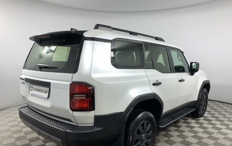 Toyota Land Cruiser Prado, 2024 год, 11 090 000 рублей, 5 фотография