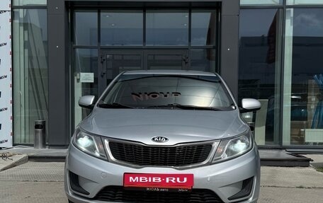 KIA Rio III рестайлинг, 2013 год, 700 000 рублей, 2 фотография