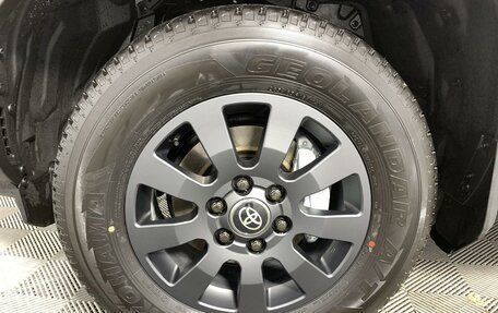 Toyota Land Cruiser Prado, 2024 год, 11 090 000 рублей, 16 фотография