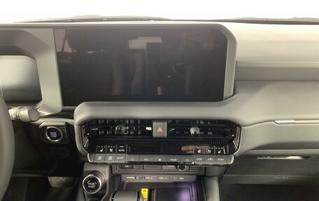 Toyota Land Cruiser Prado, 2024 год, 11 090 000 рублей, 13 фотография