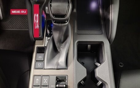 Toyota Land Cruiser Prado, 2024 год, 12 290 000 рублей, 24 фотография