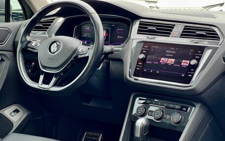 Volkswagen Tiguan II, 2019 год, 3 150 000 рублей, 19 фотография