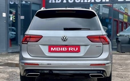 Volkswagen Tiguan II, 2019 год, 3 150 000 рублей, 13 фотография
