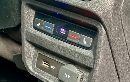 Volkswagen Tiguan II, 2019 год, 3 150 000 рублей, 33 фотография