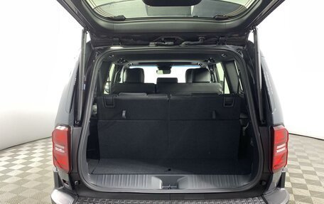 Toyota Land Cruiser Prado, 2024 год, 11 090 000 рублей, 10 фотография