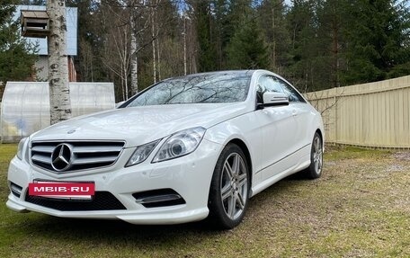 Mercedes-Benz E-Класс, 2013 год, 1 590 000 рублей, 2 фотография