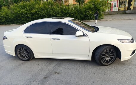 Honda Accord VIII рестайлинг, 2011 год, 2 300 000 рублей, 2 фотография