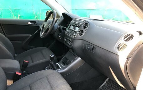 Volkswagen Tiguan I, 2013 год, 2 000 000 рублей, 13 фотография